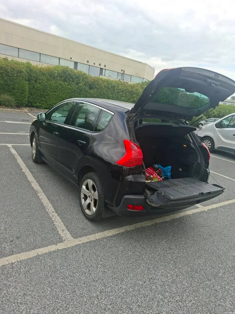Peugeut 3008 - Image 2