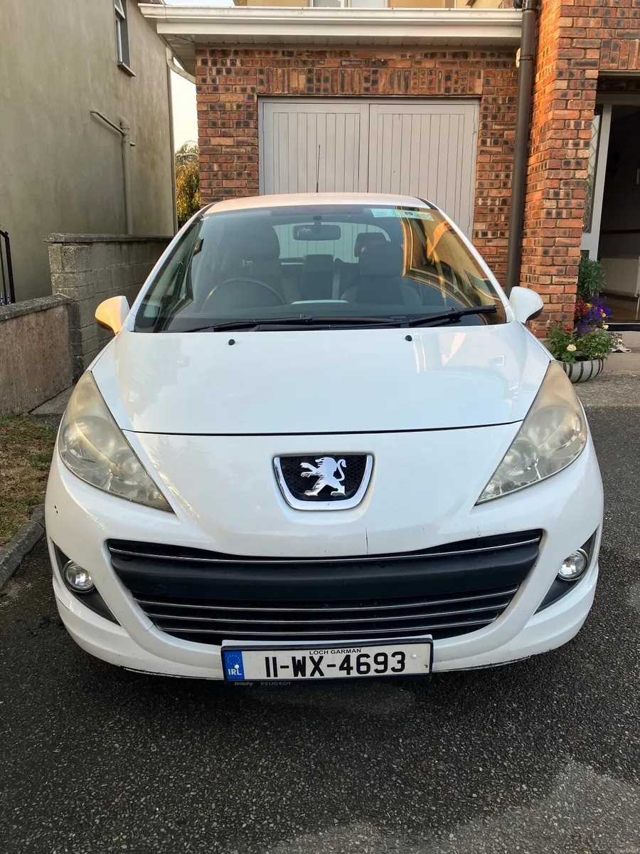 Peugeot 207 2011 - Image 1