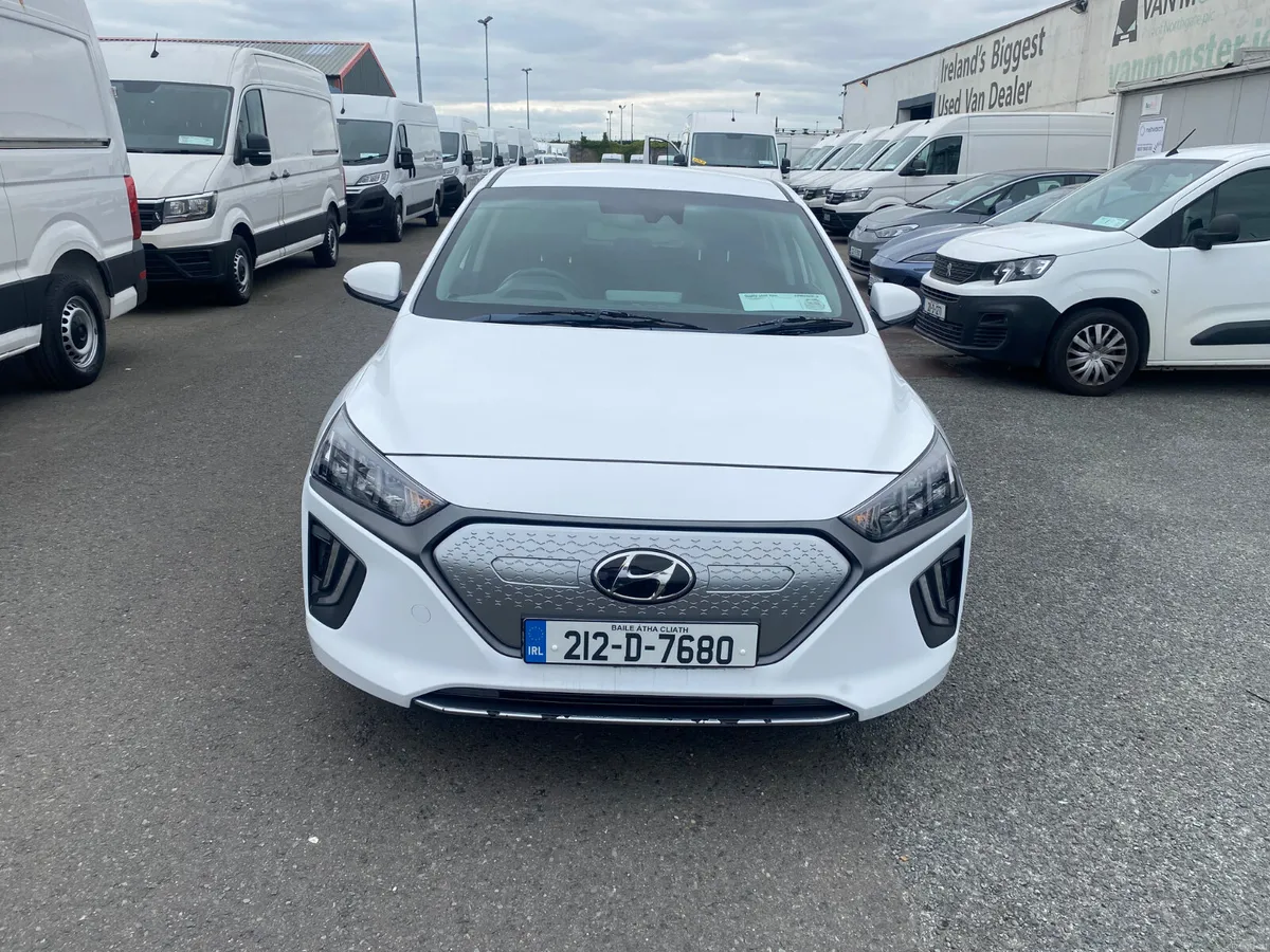 2021 Hyundai IONIQ Electric 38.3KWH - Image 2