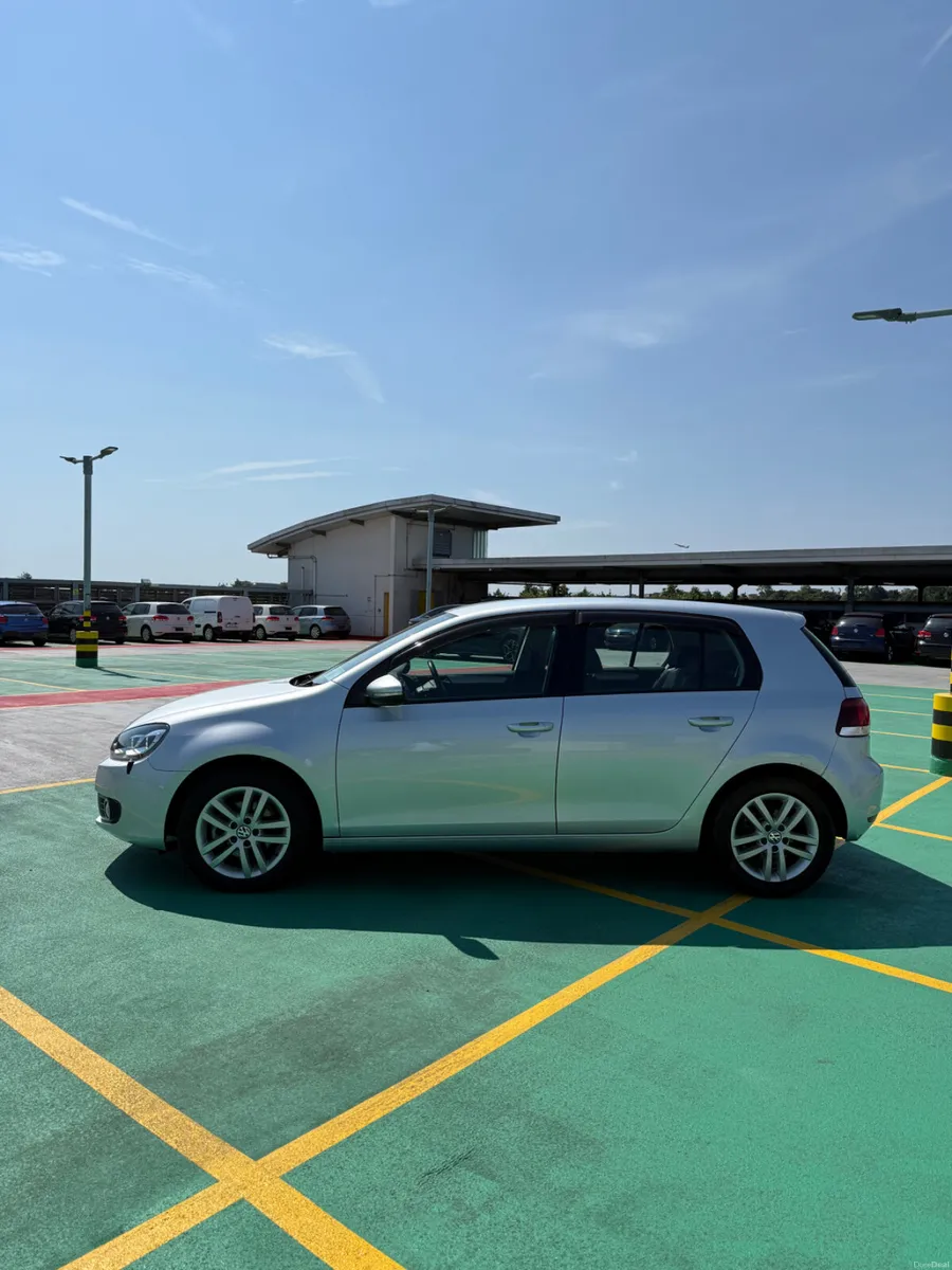2012 VW Golf TSi 1.2 Petrol - VERY LOW MILEAGE - Image 4
