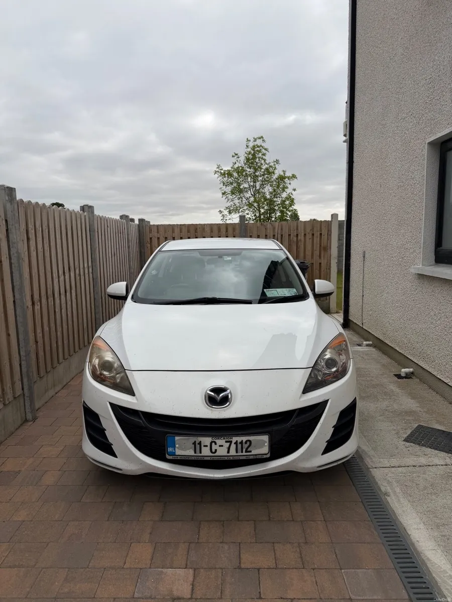Mazda Mazda3 2011 - Image 1
