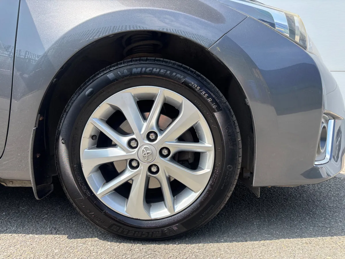 2014 TOYOTA COROLLA LUNA 1.33i NCT TAX - Image 5