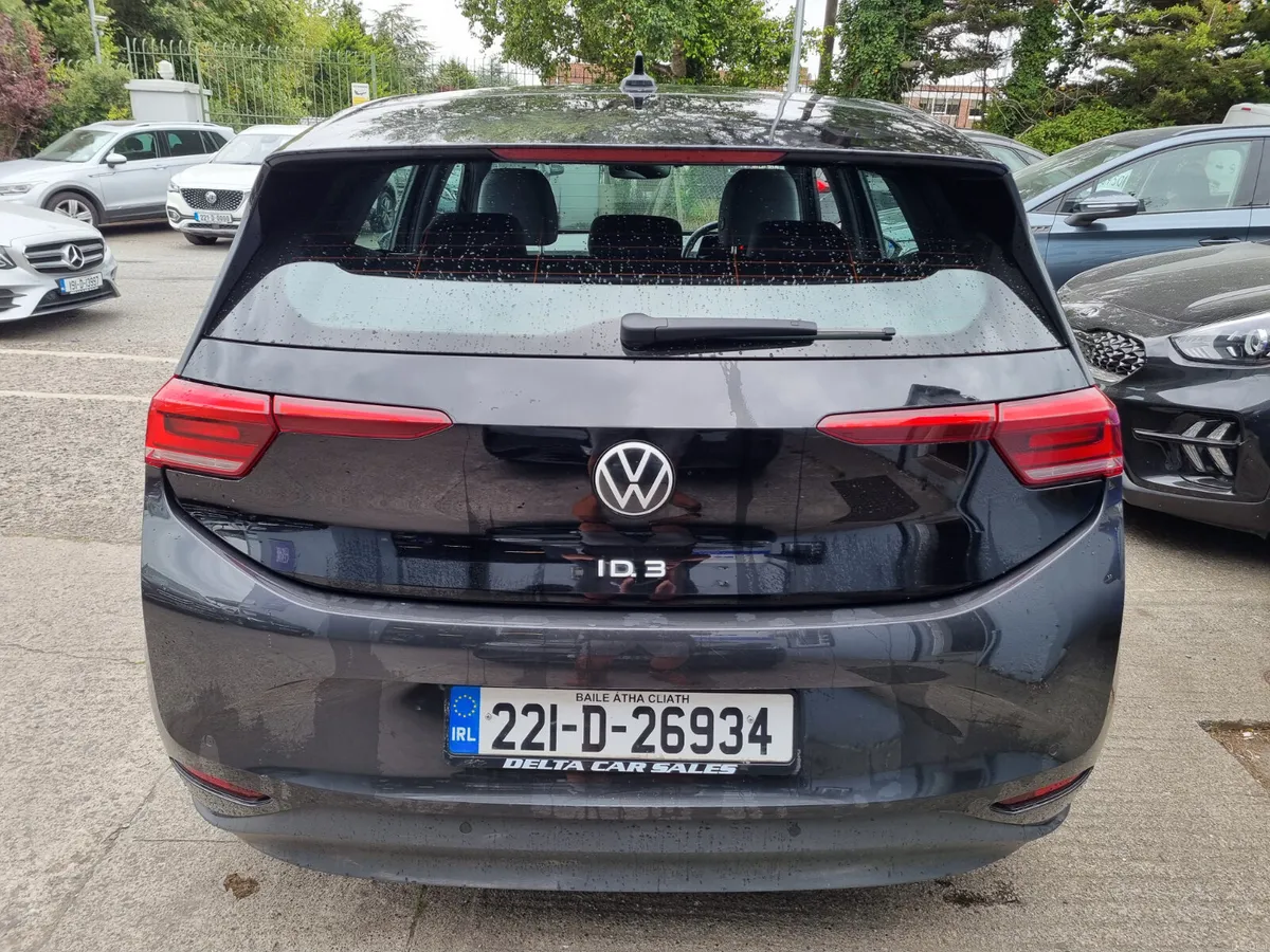 2022 VOLKSWAGEN ID3 LIFE Pro Performance 58 Kwh - Image 6