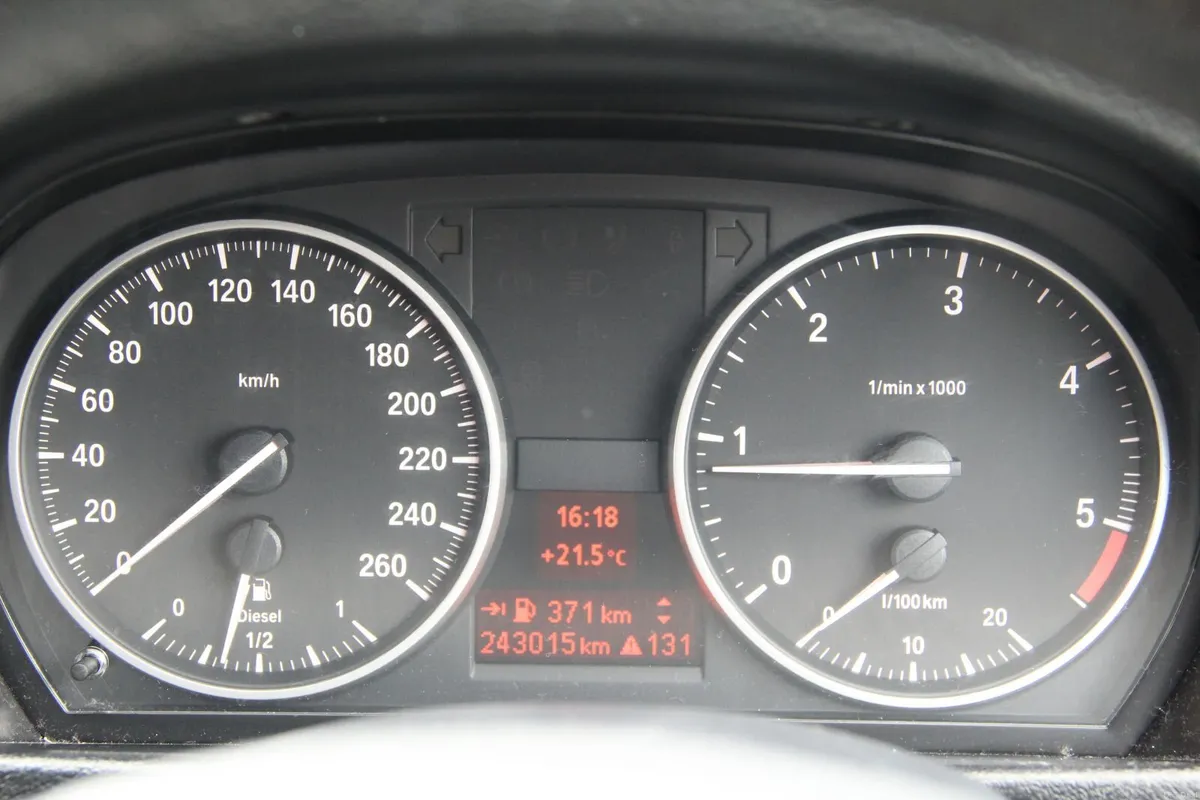 BMW X1 2012 - Image 5
