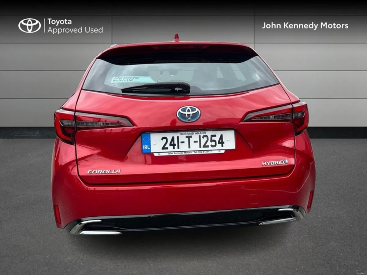 Toyota Corolla LUNA TOURING SPORT - Image 4