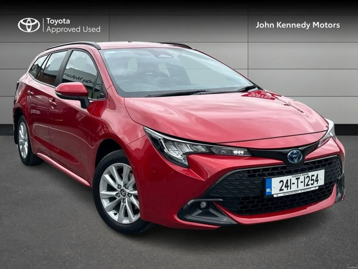 Toyota Corolla LUNA TOURING SPORT - Image 1