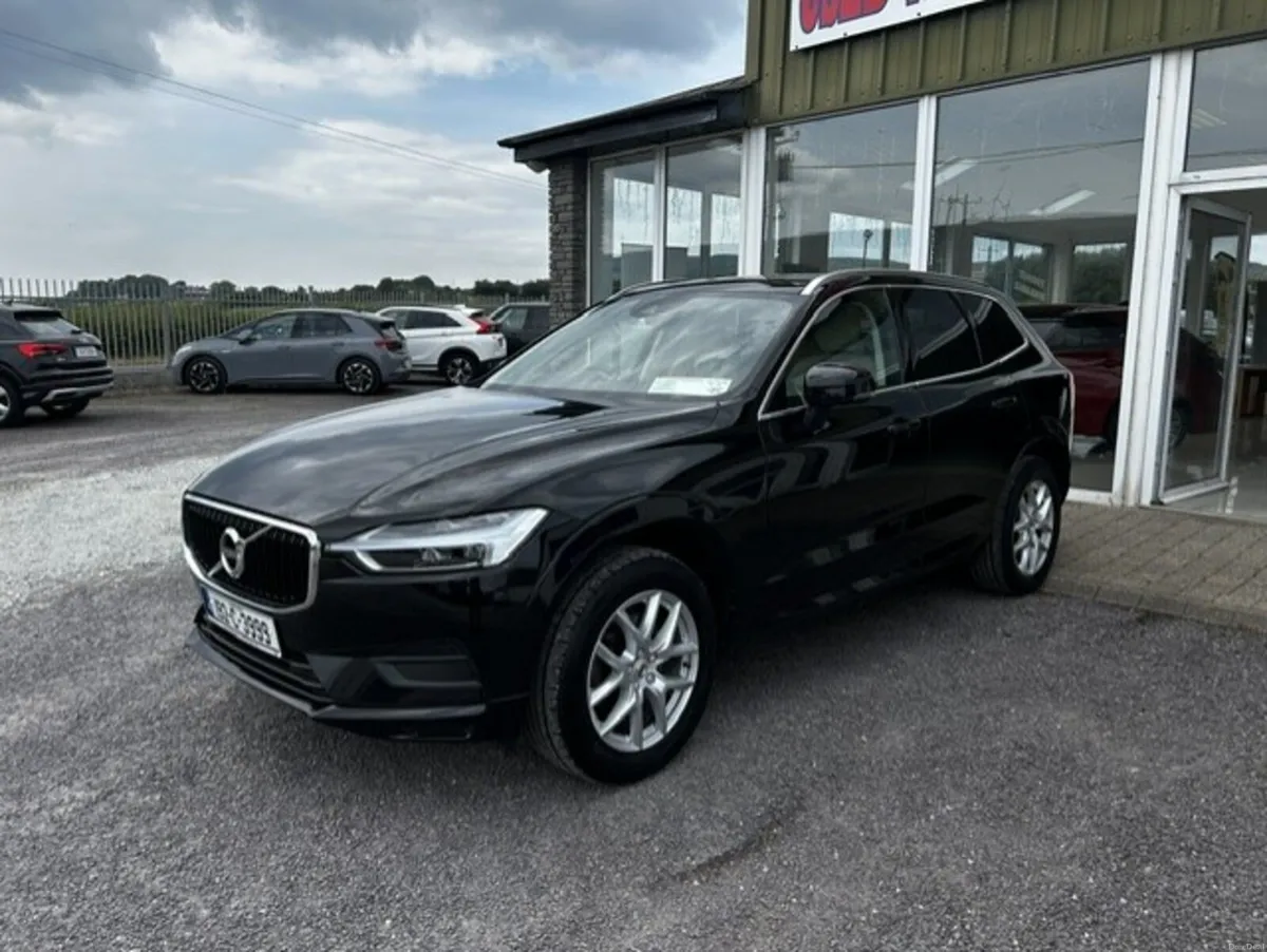 2019 Volvo XC60 D3 MOMENTUM 5DR - Image 2