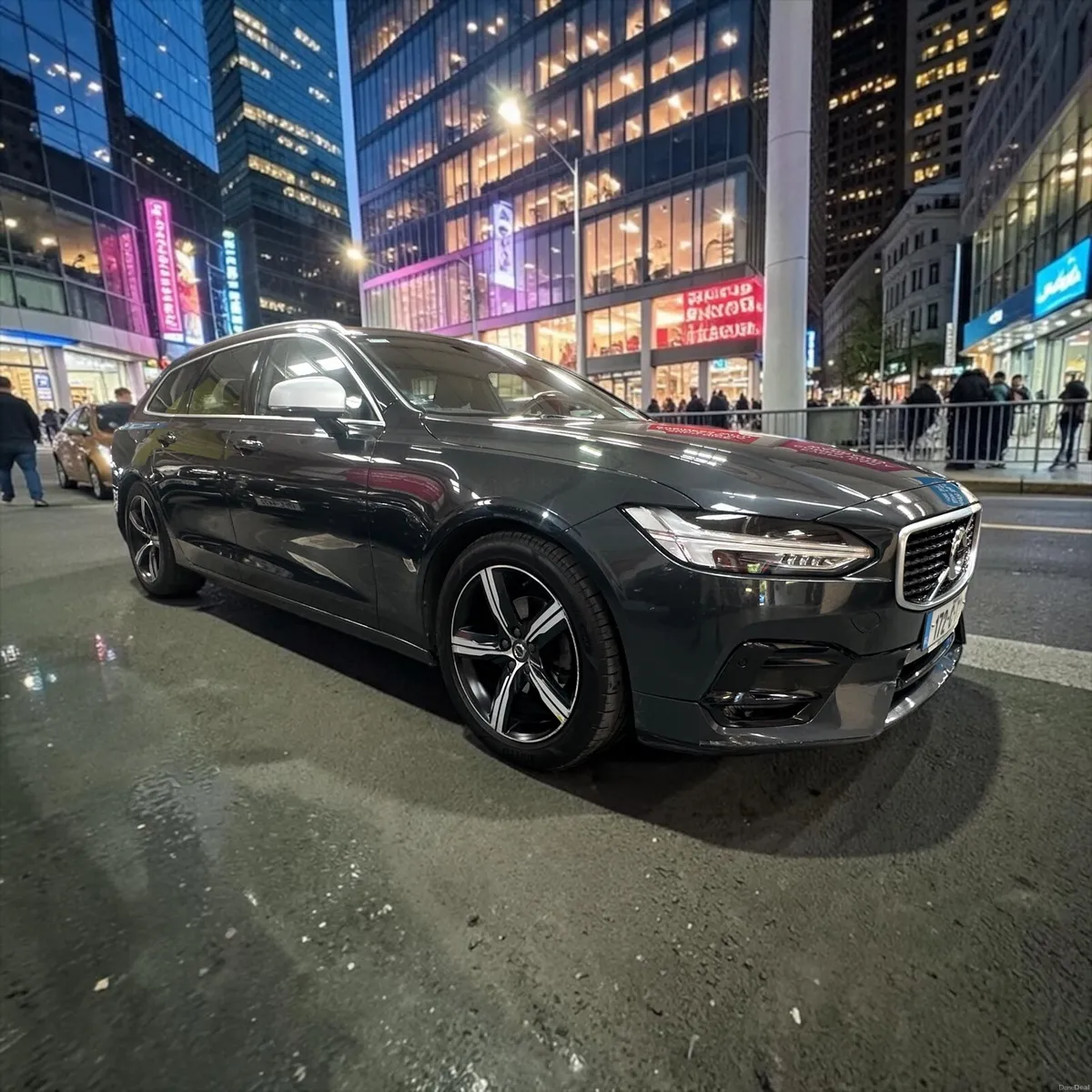 2017 Volvo V90 R-DESIGN GEARTRONIC - Image 5