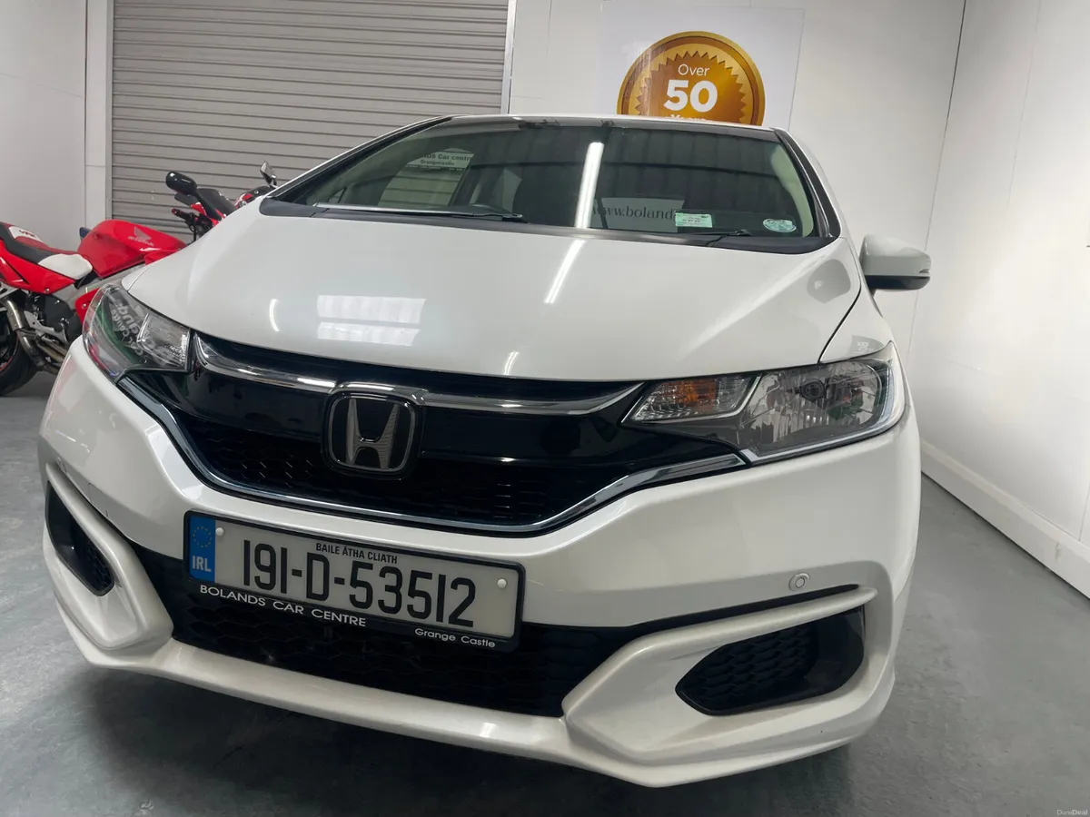2019 Honda Fit Hybrid 1.5 Automatic 5dr Model - Image 4