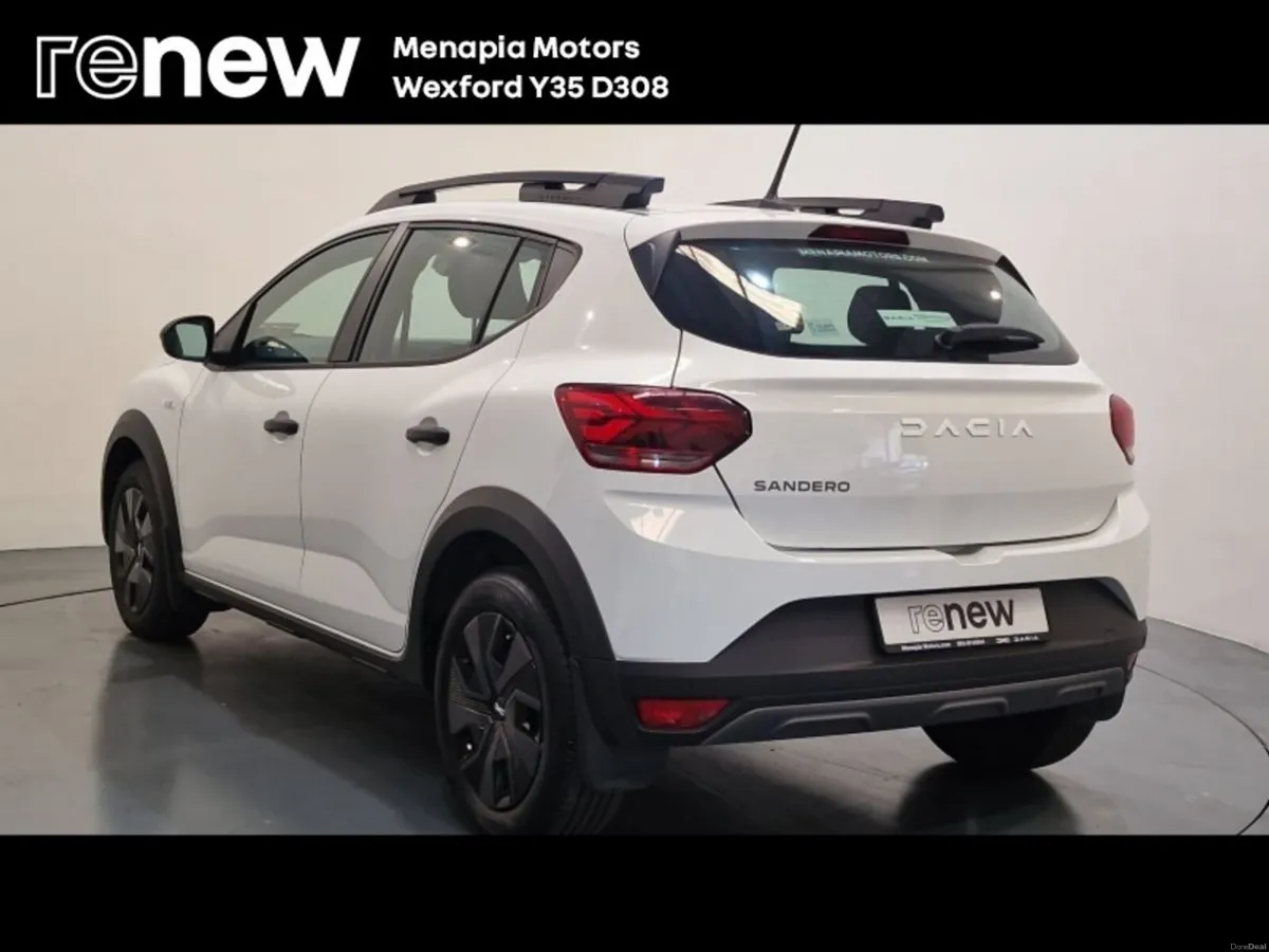 Dacia Sandero Stepway TCe 90 STEPWAY Essential - Image 3