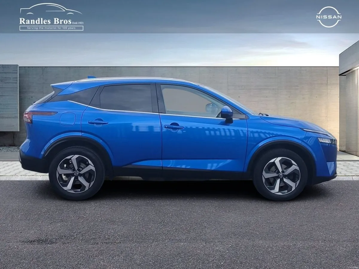Nissan Qashqai 1.3 PET MILD HYBRID SV PREMIUM - Image 5