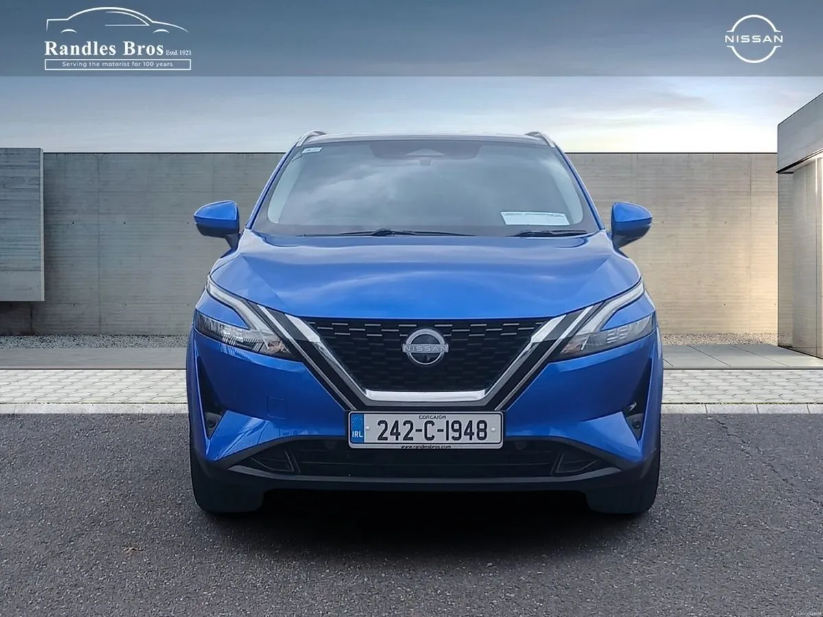 Nissan Qashqai 1.3 PET MILD HYBRID SV PREMIUM - Image 4