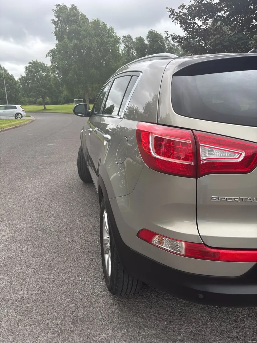 Kia Sportage 1.7 EXS 4DR - Image 5