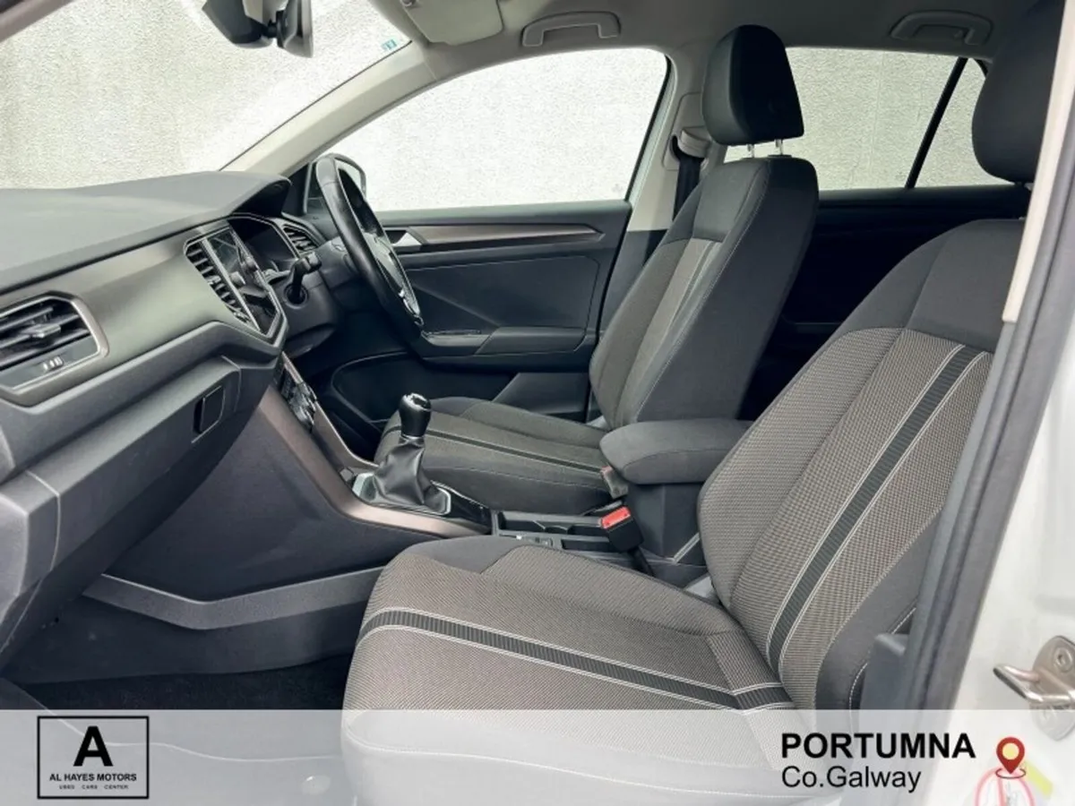Volkswagen T-Roc 1.0 TSI 115bhp Design - Image 4