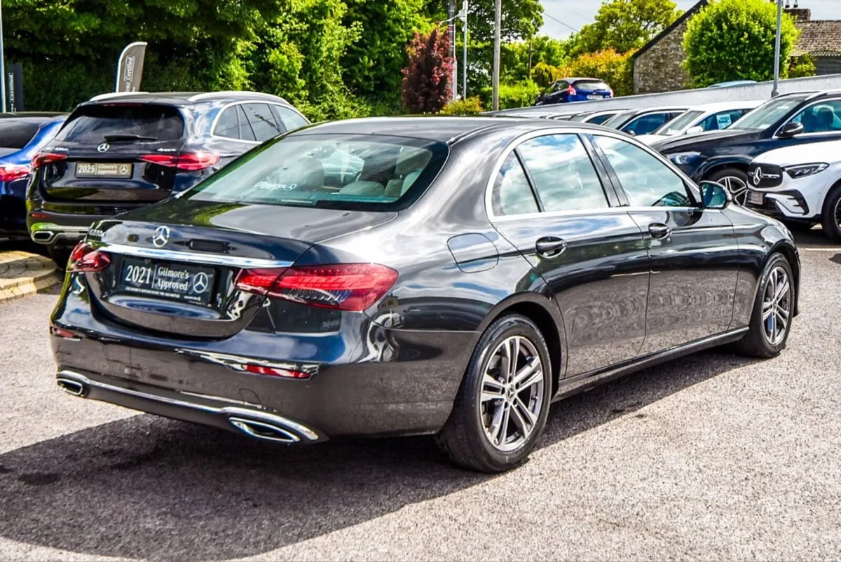 Mercedes-Benz E-Class E220d Avantgarde 194bhp Auto - Image 2