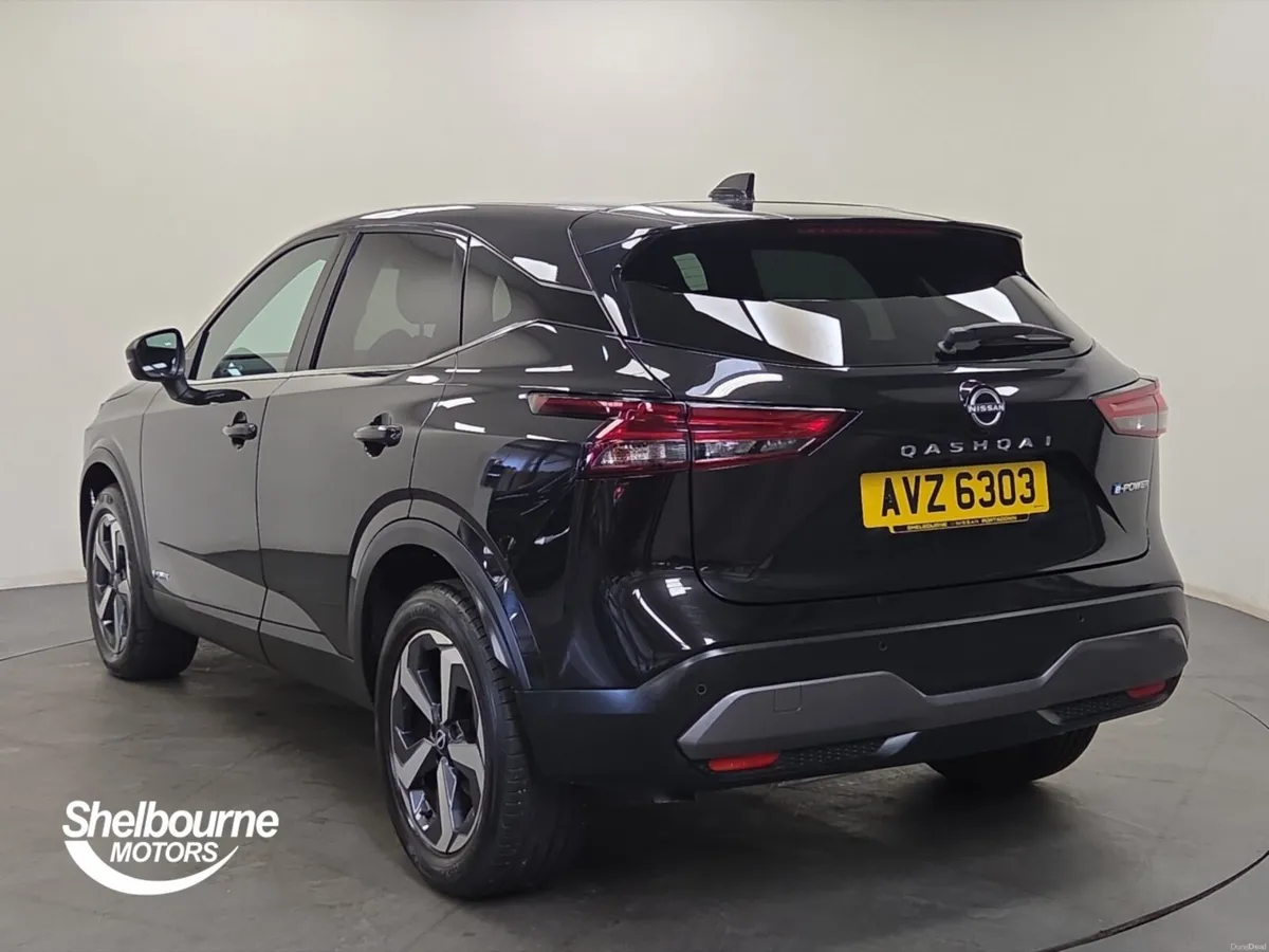 Nissan Qashqai Hatchback N-Connecta - Image 2
