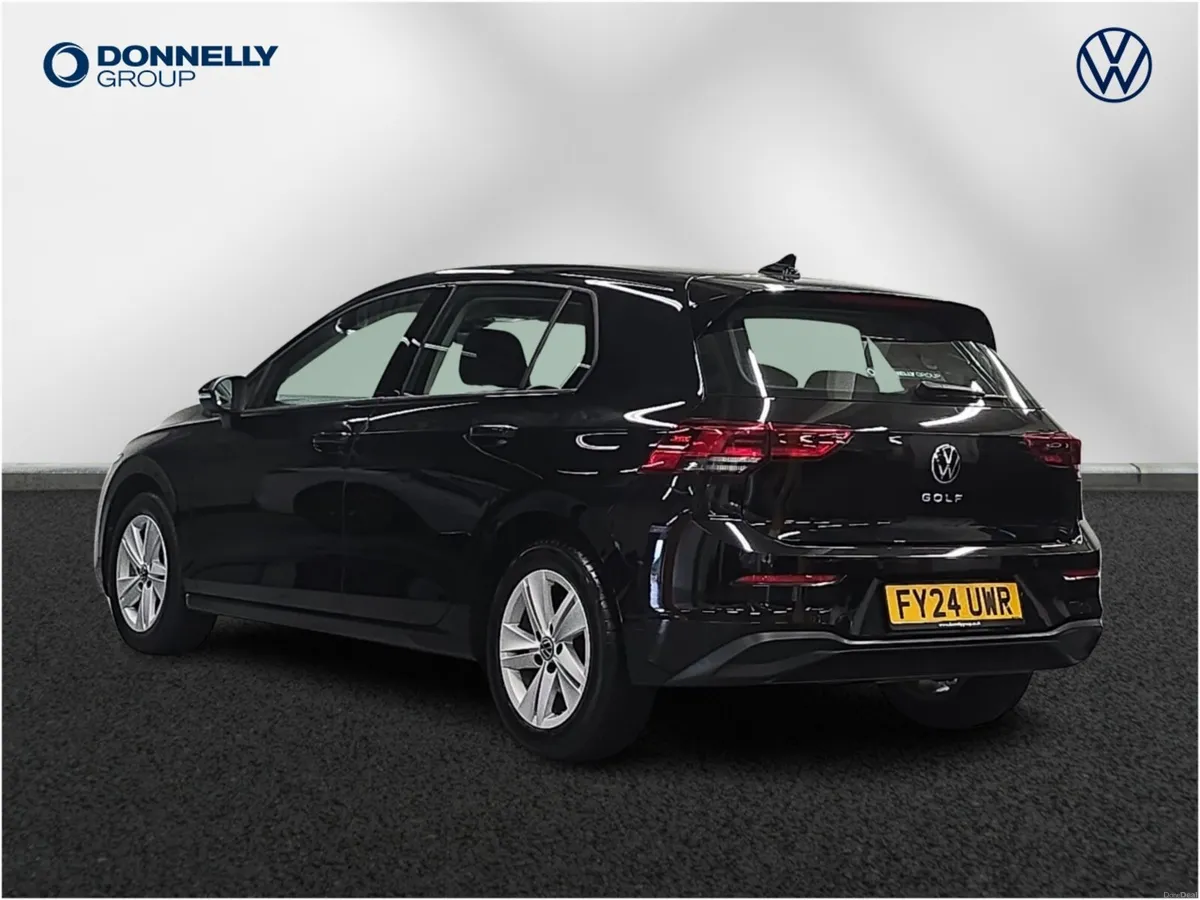 Volkswagen Golf Diesel Hatchback Life - Image 3