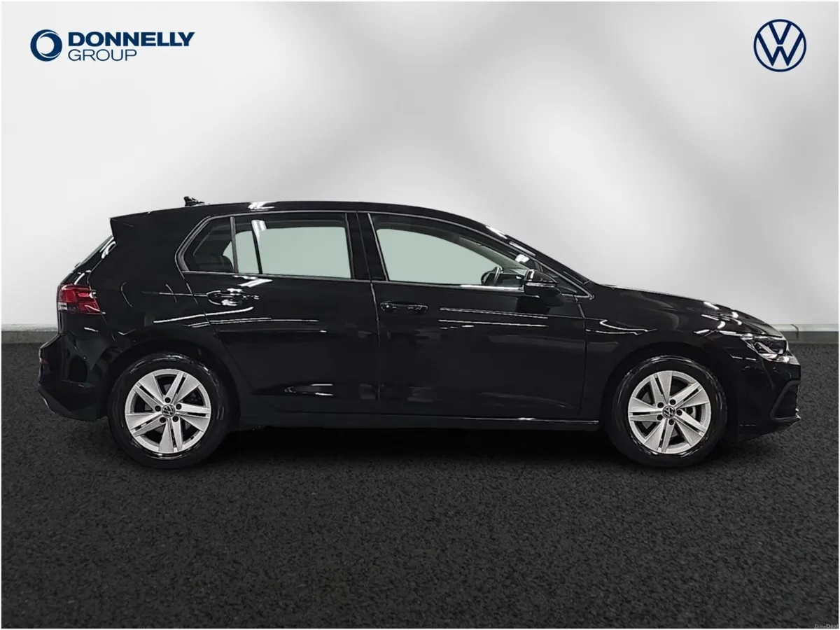Volkswagen Golf Diesel Hatchback Life - Image 4