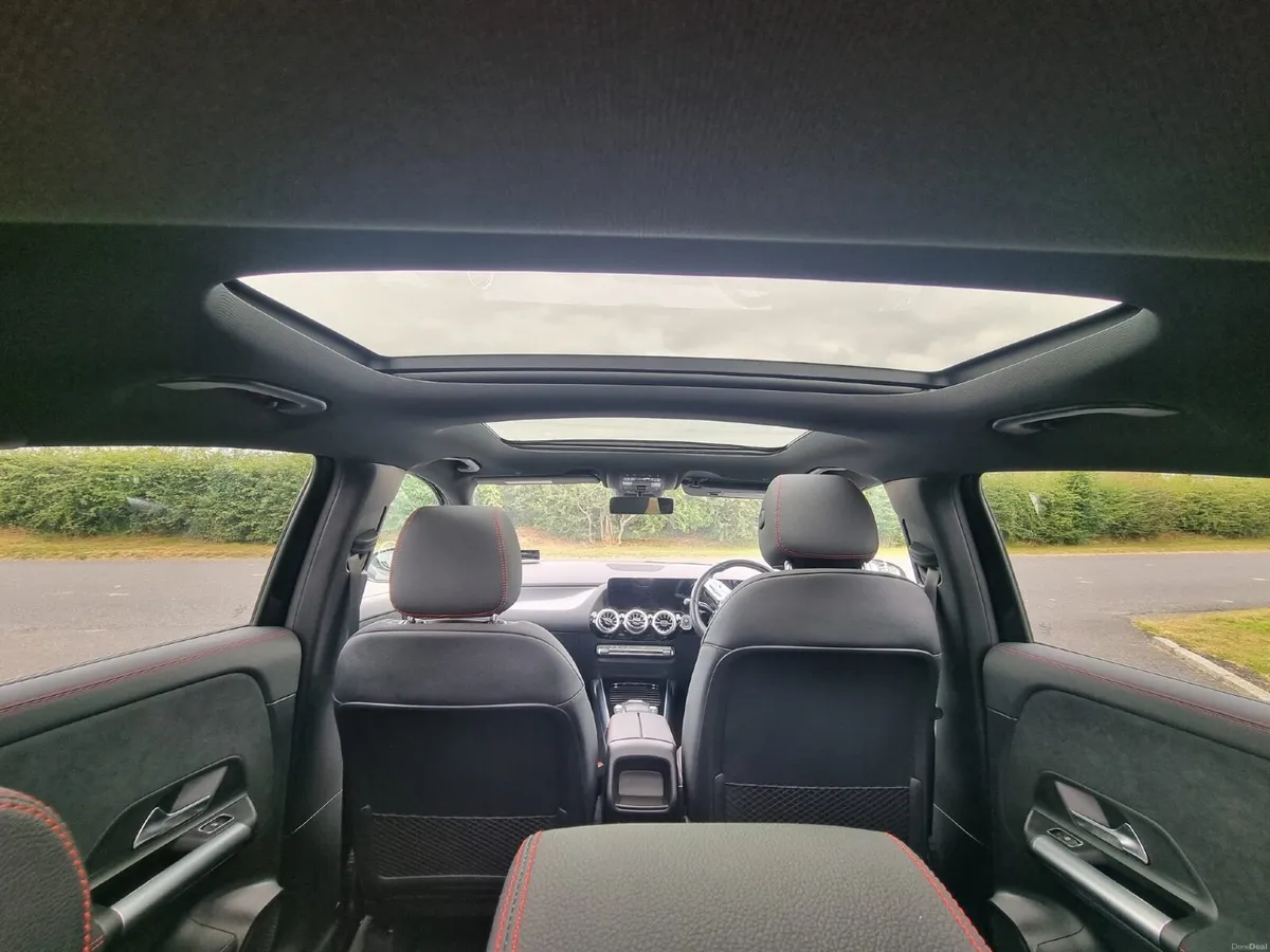 Mercedes-Benz GLA 2023 - Image 3