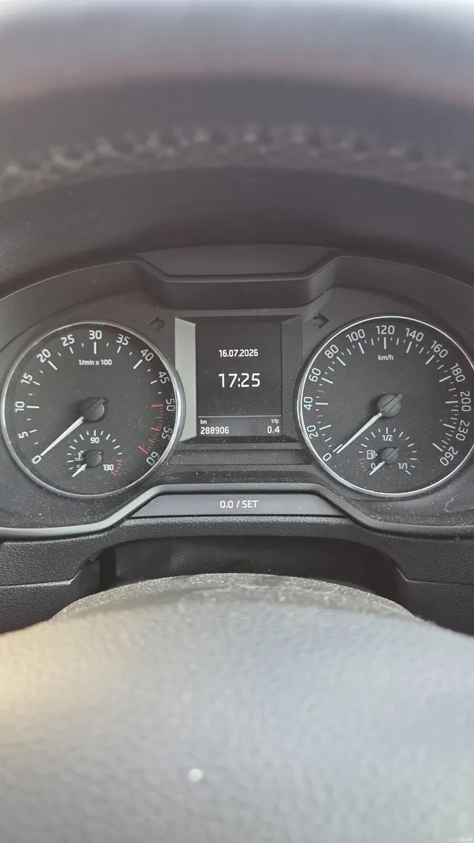 Skoda Octavia 2015 - Image 3