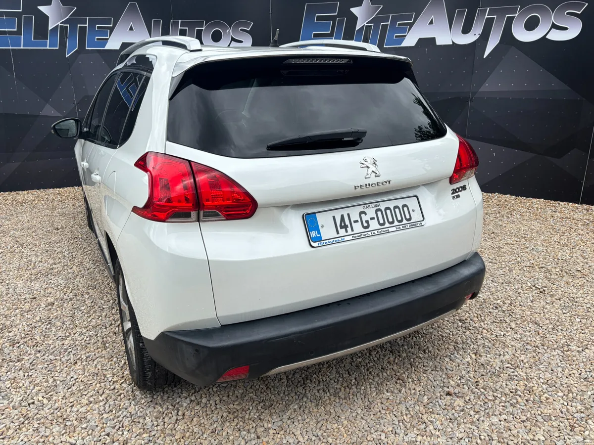Peugeot 2008 Automatic 1.2 2014 - Image 4