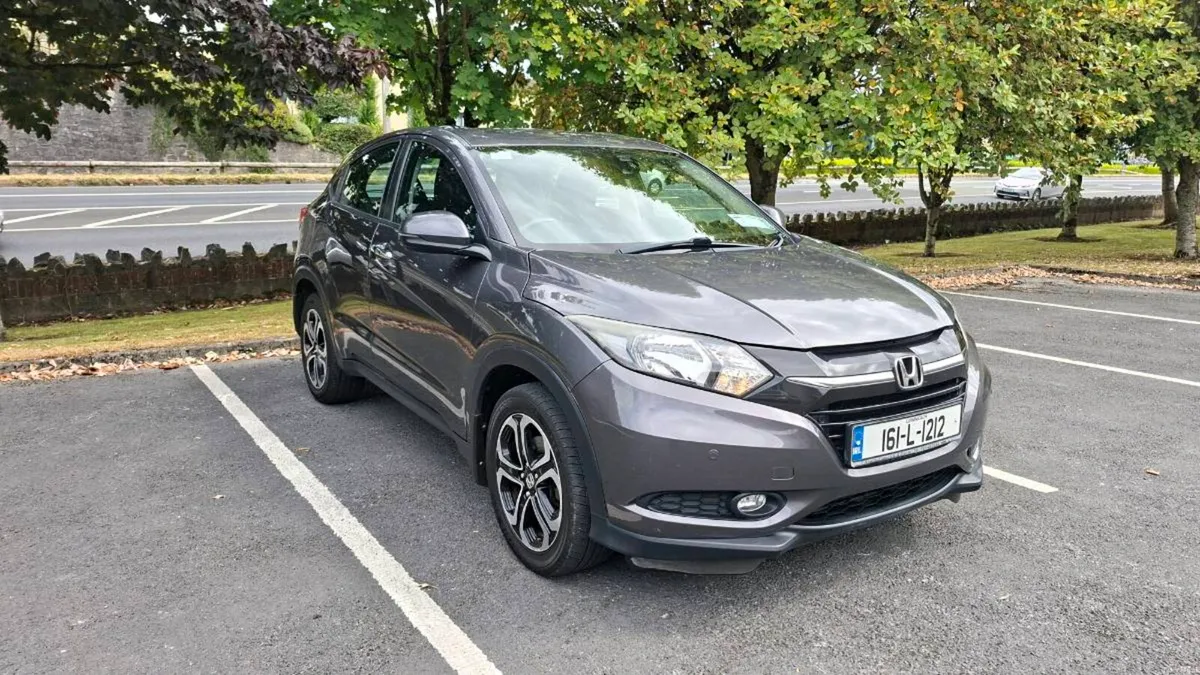 Honda hrv 2016 1 owner - Image 2