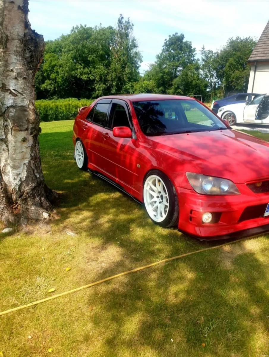 Toyota Altezza - Image 3