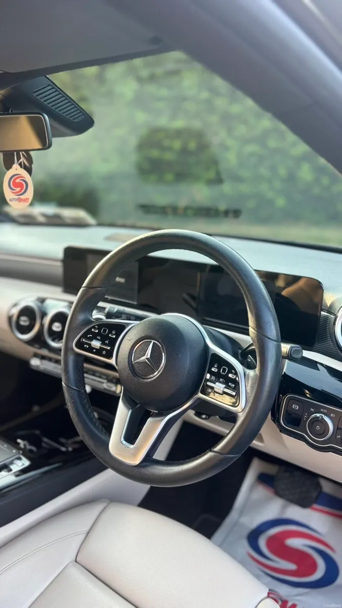 Mercedes-Benz A180d Progressive Line Automatic - Image 6