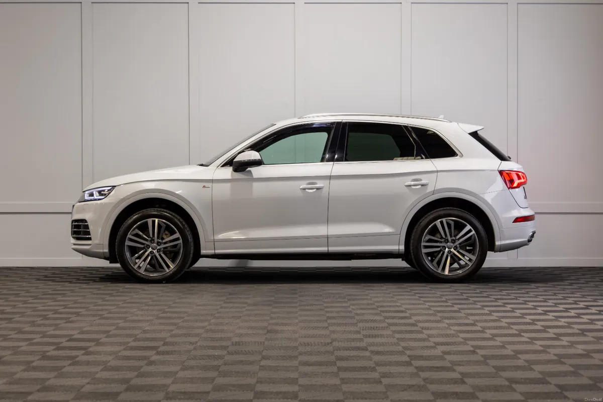 2019 Audi Q5 S-Line - Image 3