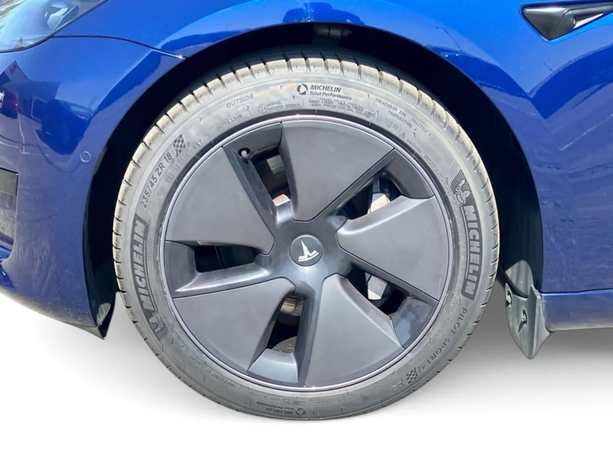 Tesla Model 3 Rear Wheel Drive - Image 4