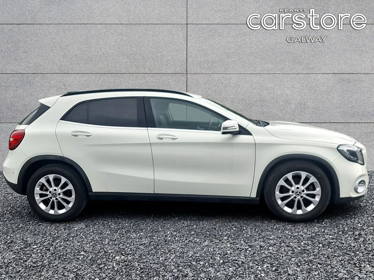 Mercedes-Benz GLA GLA 180 - Image 2