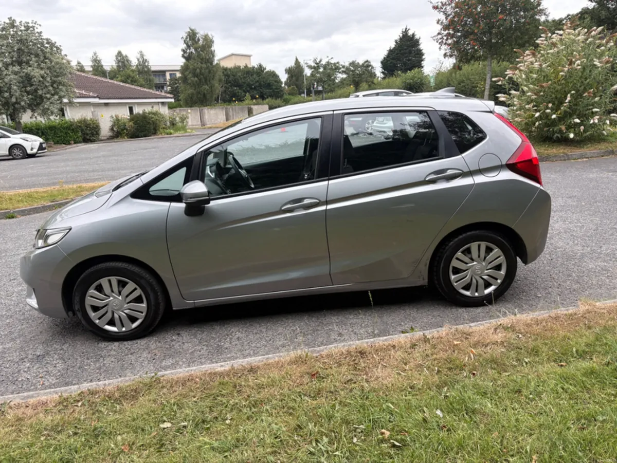 Honda Jazz 1.3 I VTEC SE 5DR - Image 6