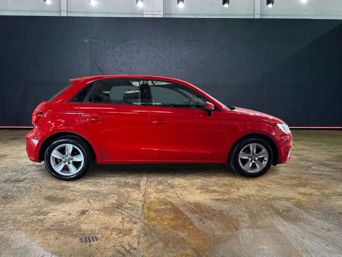 Audi A1 1.0 TFSI AUTOMATIC - FACTORY ALLOYS - FLAT - Image 2