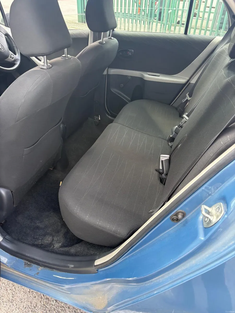 Toyota Yaris 2006 5/27 nct 108kms - Image 5