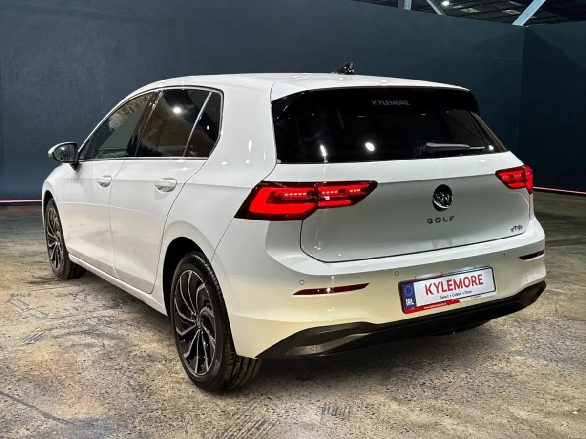 Volkswagen Golf 1.0 ETSI ACTIVE AUTOMATIC PLATINUM - Image 5