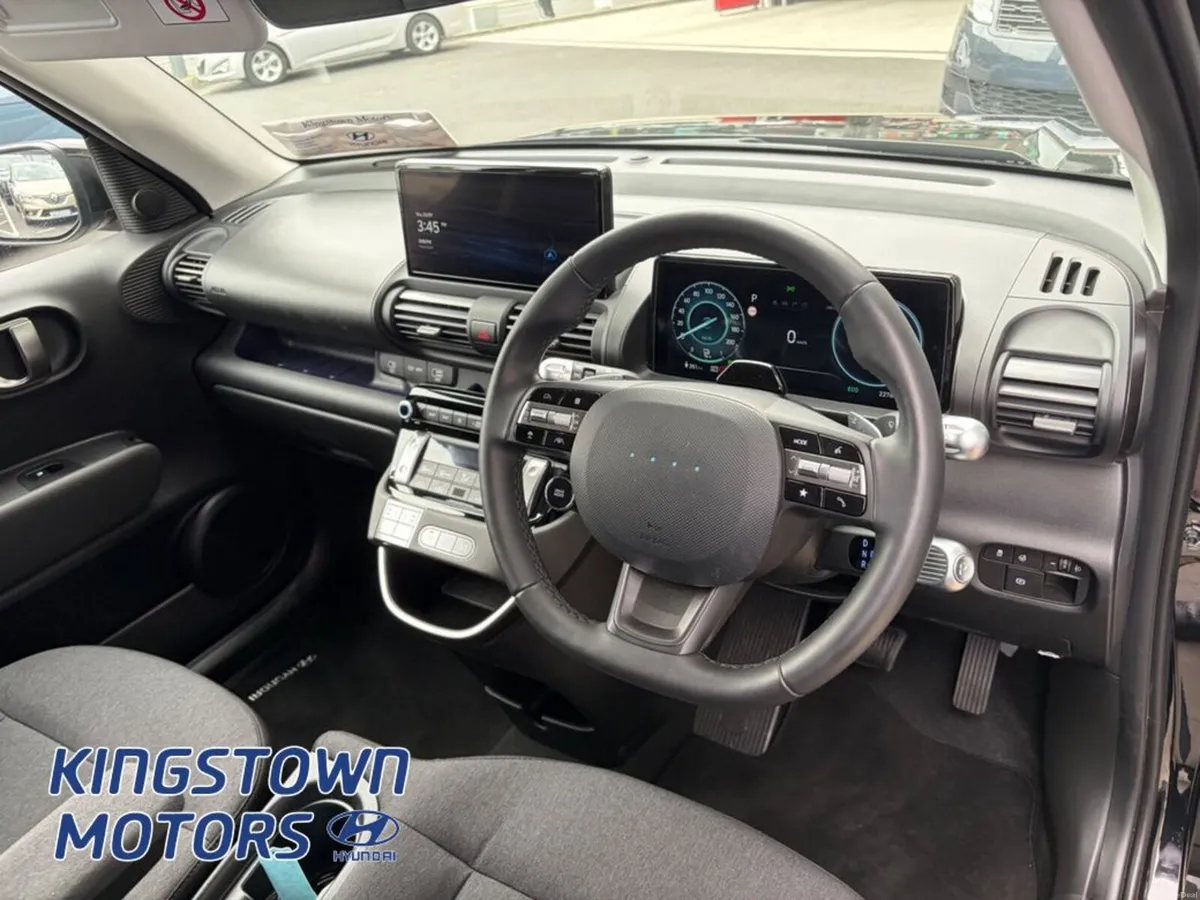Hyundai INSTER Elegance 49KWH - Image 6