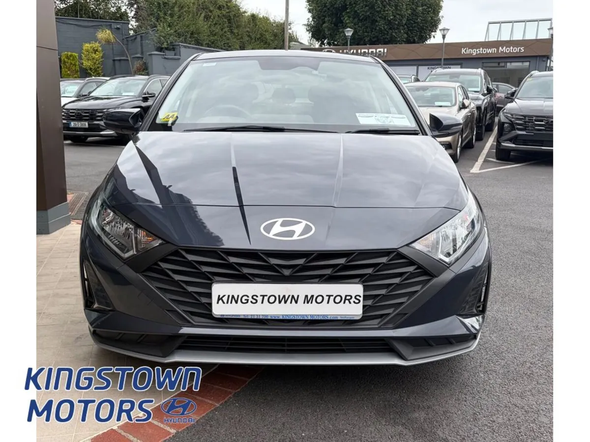 Hyundai i20 Deluxe Plus 5DR - Image 2
