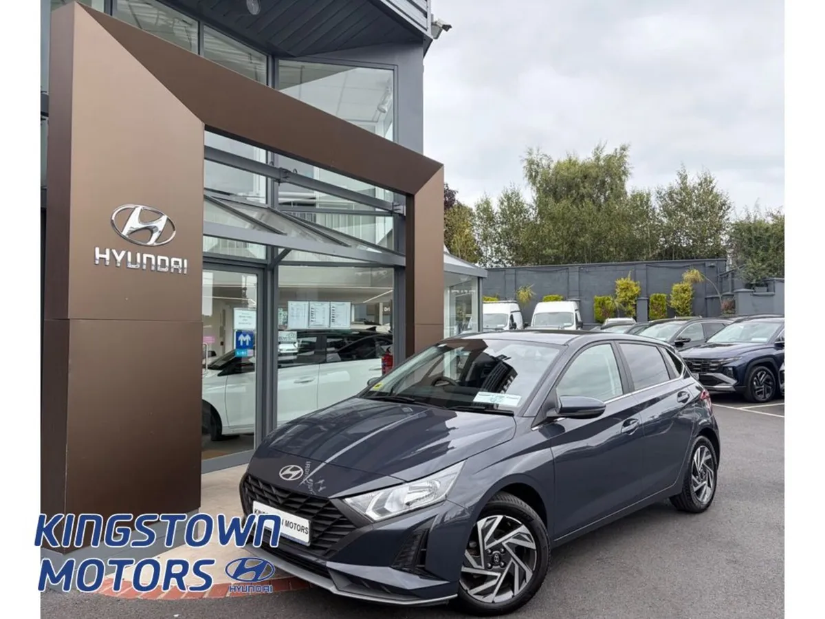 Hyundai i20 Deluxe Plus 5DR - Image 1