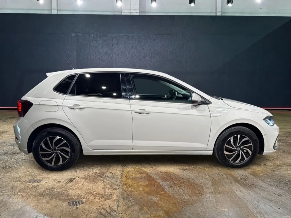 Volkswagen Polo 1.0 TSI COMFORT LINE AUTOMATIC - F - Image 2