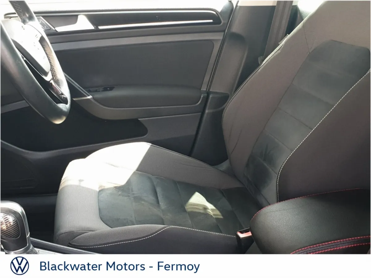 Volkswagen Golf 1.4TSI 110BHP 5DR HIGHLINE AUTOMAT - Image 4