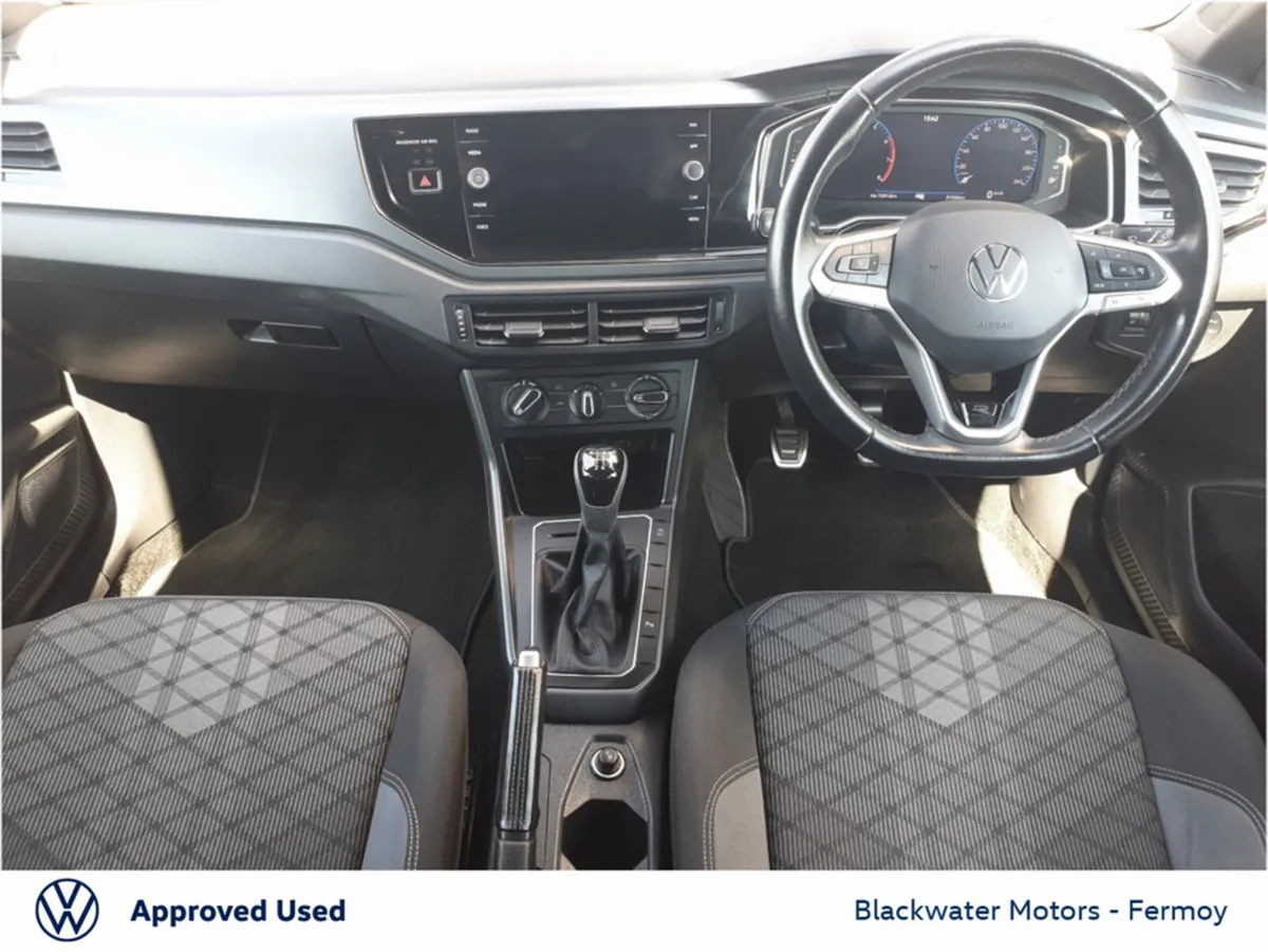 Volkswagen Polo 1.0TSI 95BHP R-LINE - Image 3