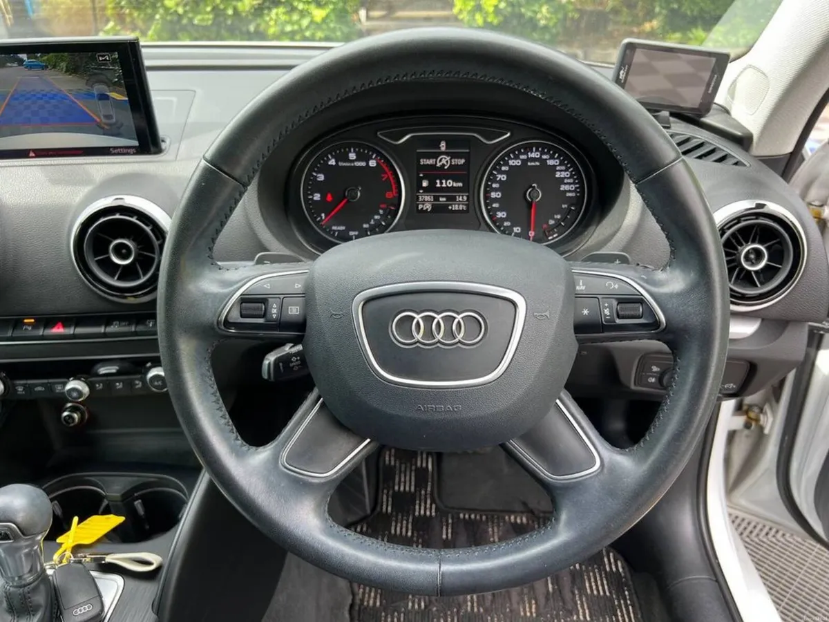 Audi A3 S-LINE PACK 1.4 TFSI AUTO // FULL SERVICE - Image 4