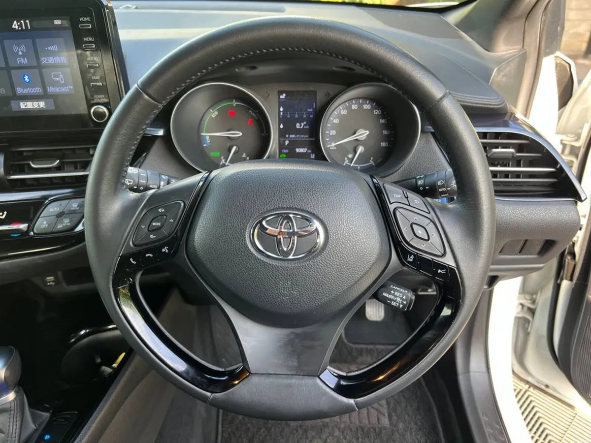 Toyota C-HR 1.8 HYBRID AUTO // SERVICE HISTORY // - Image 4
