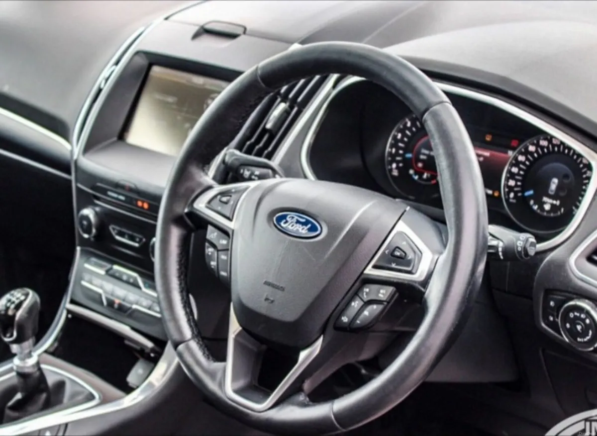 Ford S-Max 2016 - Image 3