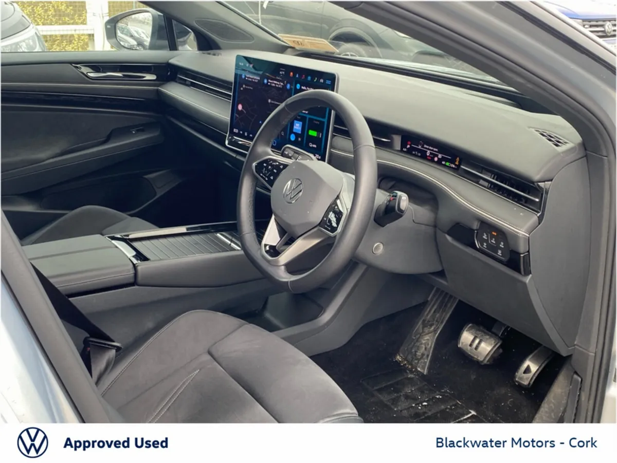 Volkswagen ID.7 PRO PLUS 77KWH 286BHP - Image 4