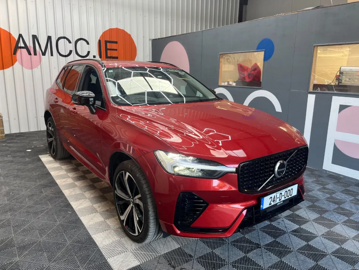Volvo XC60 2024 VOLVO XC60 T6 PLUG-IN 2.0 AUTOMATI - Image 1