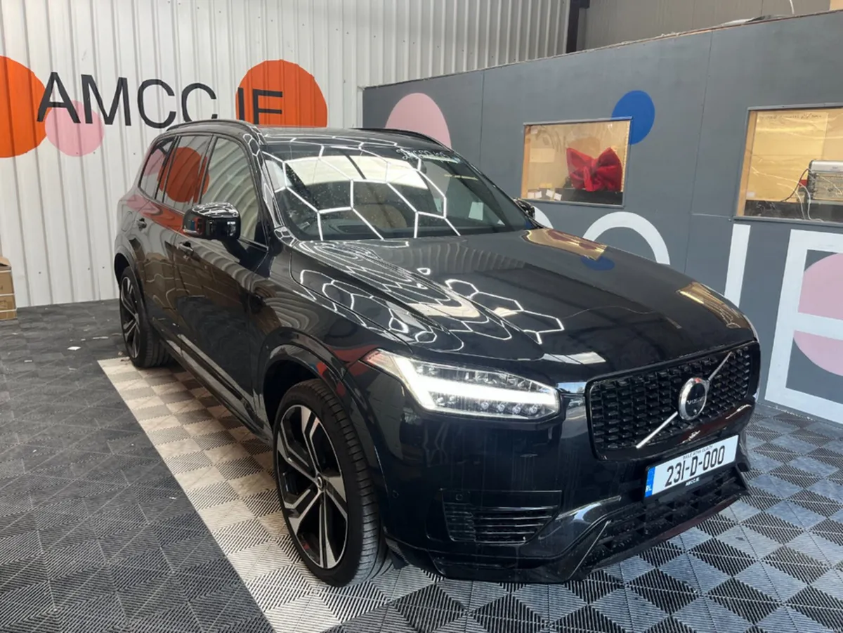 Volvo XC90 2023 VOLVO XC90 T8 PLUG-IN AUTOMATIC / - Image 1
