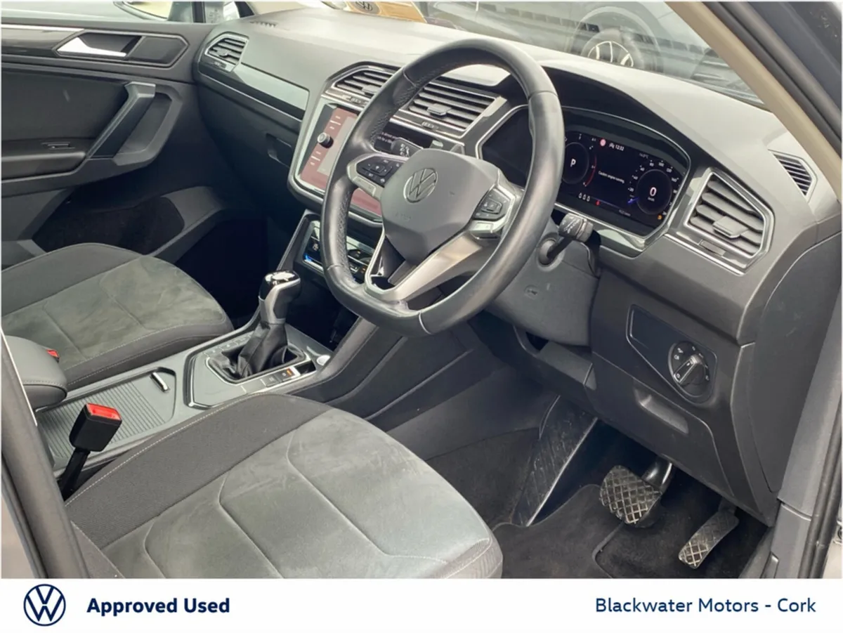 Volkswagen Tiguan 2.0TDI 150BHP ELEGANCE AUTOMATIC - Image 4
