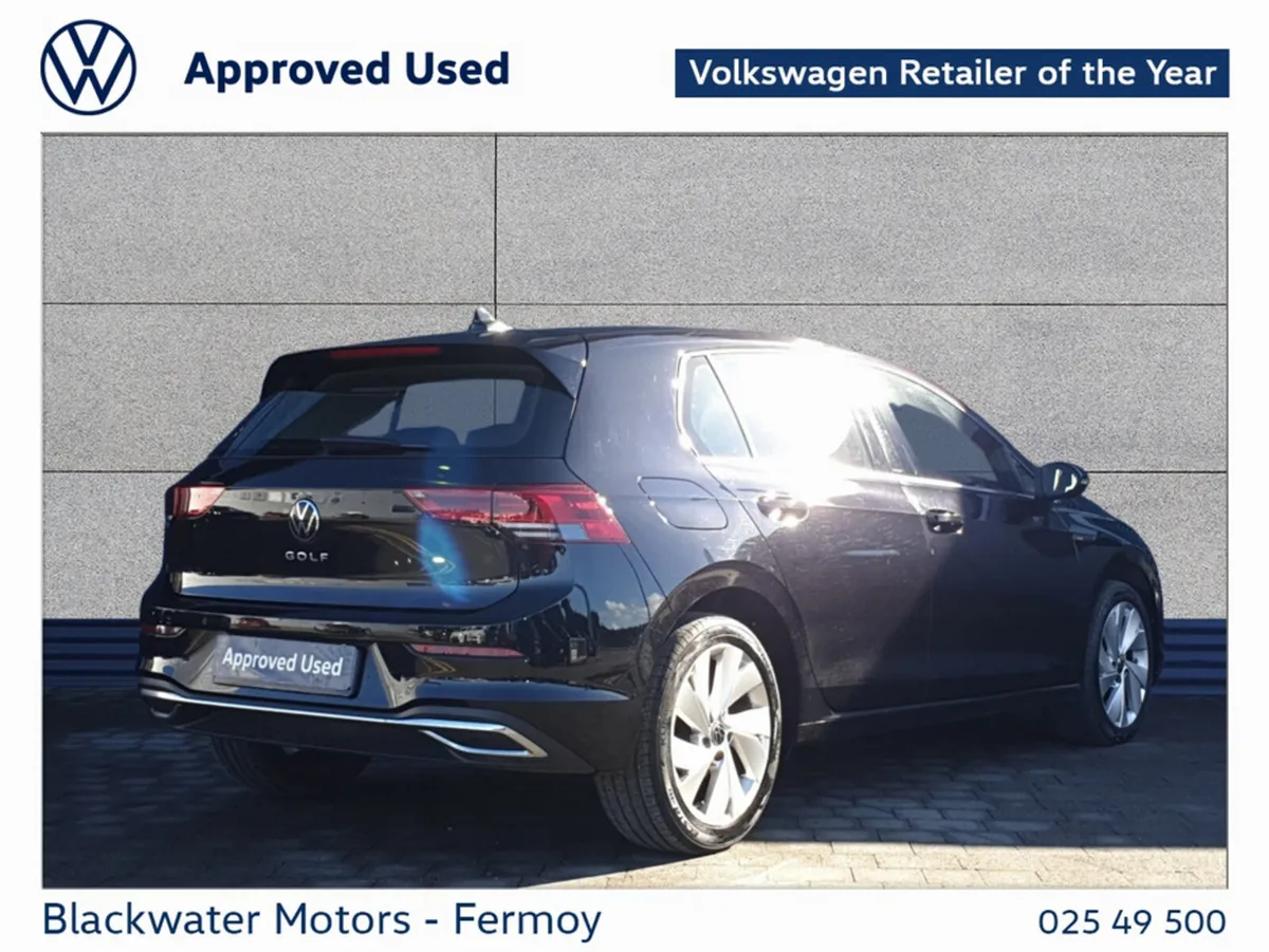 Volkswagen Golf 2.0TDI 115BHP STYLE - Image 3