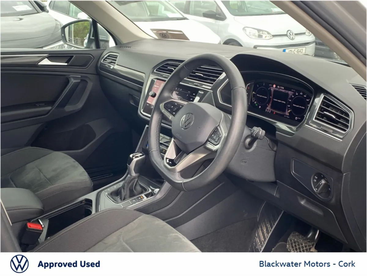 Volkswagen Tiguan 2.0TDI 150BHP ELEGANCE - Image 4